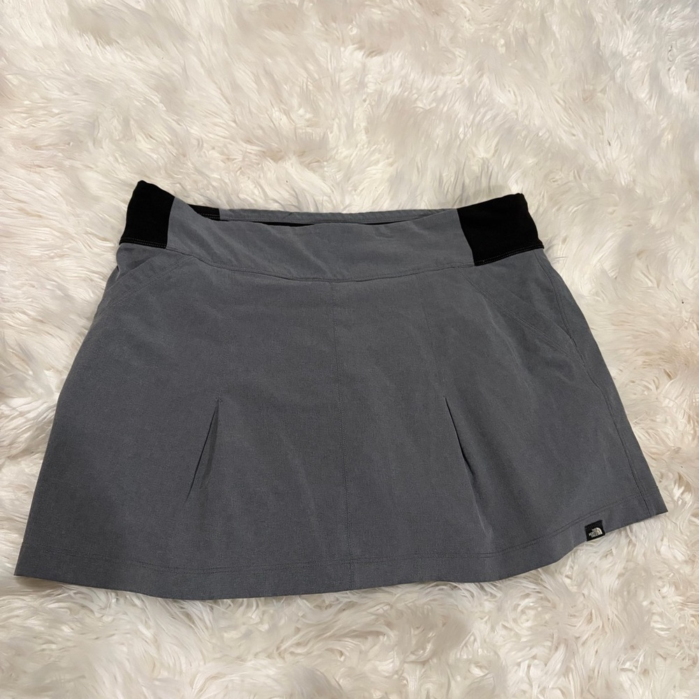The North Face grey skort size 10